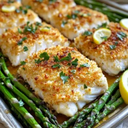 - 4 Stück Kabeljaufilets (ca. 170 g pro Stück) - 1 Tasse Panko-Brösel - ½ Tasse geriebener Parmesan - 1 Teelöffel Knoblauchpulver - 1 Teelöffel Zwiebelpulver - ½ Teelöffel Paprikapulver - 450 g Spargel, geputzt - 1 Zitrone, in Spalten geschnitten (zum Servieren) - 2 Esslöffel frische Petersilie, gehackt Die Auswahl der Zutaten ist wichtig für den Geschmack. Frischer Kabeljau bringt zarten Fischgeschmack. Panko-Brösel geben eine knusprige Kruste, während Parmesan für den herzhaften Kick sorgt. Gewürze wie Knoblauchpulver und Paprikapulver fügen Tiefe hinzu. Verwende frischen Spargel für die Beilage. Zitronenfrische rundet das Gericht ab. Petersilie gibt Farbe und Aroma. Achte darauf, hochwertige Zutaten zu wählen. Sie machen den Unterschied im Geschmack. So wird dein Gericht köstlich und ein Genuss. - Heize den Backofen auf 220 °C (425 °F) vor. - Lege ein großes Backblech mit Backpapier aus. Dies macht die Reinigung einfacher. - Mische in einer Schüssel die Panko-Brösel, den geriebenen Parmesan und die Gewürze. - Füge die gehackte Petersilie, das Knoblauchpulver, das Zwiebelpulver, das Paprikapulver und den schwarzen Pfeffer hinzu. - Reibe die Zitronenschale in die Mischung und füge eine Prise Salz hinzu. Mische alles gut. - Lege die Kabeljaufilets auf eine Seite des Backblechs. - Beträufle die Filets mit einem Esslöffel Olivenöl. Das sorgt für einen tollen Geschmack. - Drücke die Krustenmischung auf die Oberseite der Kabeljaufilets. - Auf der anderen Seite des Blechs ordne die geputzten Spargelstangen an. - Beträufle den Spargel mit dem restlichen Olivenöl und würze ihn nach Geschmack mit Salz und Pfeffer. Um die beste Kruste zu erzielen, benutze die richtige Menge der Bröselmischung. Eine dicke Schicht sorgt für extra Knusprigkeit. Drücke die Brösel gut auf den Kabeljau, damit sie haften bleiben. So bekommst du eine tolle Kruste. Um eine goldbraune Kruste zu erreichen, achte auf die Backzeit. Backe den Kabeljau bei 220 °C. Halte ein Auge auf die Farbe. Wenn die Kruste goldbraun ist, ist dein Fisch fertig. Für einfache und leckere Beilagen empfehle ich Spargel. Er passt perfekt zu Kabeljau. Du kannst auch grünen Salat oder Kartoffelpüree dazu servieren. Diese Beilagen sind schnell zubereitet und ergänzen den Geschmack. Für passende Saucen probiere eine Zitronen-Knoblauch-Sauce oder eine Joghurt-Sauce. Diese Saucen bringen frische Noten in dein Gericht und sorgen für mehr Geschmack. Für einen schöneren Look serviere den Kabeljau und den Spargel auf einer großen Platte. Dekoriere die Platte mit Zitronenspalten und frischer Petersilie. Das sieht einladend aus und macht das Essen noch leckerer. Füge einen Zitrusakzent hinzu, indem du frischen Zitronensaft über den Fisch träufelst. Das hebt den Geschmack hervor und sorgt für eine frische Note. {{image_4}} Eine gute Möglichkeit, das Gericht zu variieren, ist, neue Aromen hinzuzufügen. - Mediterrane Variante mit Oliven und Kapern: Fügen Sie einige gehackte Oliven und Kapern zur Krustenmischung hinzu. Diese Zutaten bringen einen salzigen, pikanten Geschmack. Sie passen gut zum Kabeljau und sorgen für ein neues Geschmackserlebnis. Nutzen Sie schwarze oder grüne Oliven für mehr Vielfalt. - Asiatische Note mit Sojasauce und Sesam: Verwenden Sie anstelle von Olivenöl Sojasauce. Fügen Sie gerösteten Sesam zur Kruste hinzu, um einen nussigen Geschmack zu erhalten. Diese Abwandlung gibt dem Fisch eine spannende, asiatische Note. Sie müssen nicht nur Kabeljau verwenden. - Verwendung von anderen Fischarten: Probieren Sie Heilbutt oder Tilapia. Beide Fische haben einen milden Geschmack und eine feste Textur. Sie nehmen die Aromen der Kruste gut auf. Achten Sie darauf, die Garzeit leicht anzupassen. Diese Fische können etwas länger oder kürzer brauchen. Es gibt auch eine tolle Option für Gemüse. - Vorschläge für eine Gemüsealternative: Verwenden Sie dicke Scheiben von Zucchini oder Aubergine. Diese Gemüse können die Kruste gut tragen. Sie bieten eine ähnliche Textur und sind leicht zuzubereiten. Backen Sie sie auf dem Blech, genau wie den Fisch. - Bewahren Sie Reste im Kühlschrank auf. Legen Sie die Filets und Spargel in einen Behälter. - Verwenden Sie einen luftdichten Behälter. So bleibt der Fisch frisch und lecker. - Für die richtige Erwärmung empfehle ich den Ofen. So bleibt die Kruste knusprig. - Mikrowellenwärmung macht den Fisch schnell warm. Aber die Kruste wird weich. - Das Gericht bleibt frisch für zwei bis drei Tage im Kühlschrank. - Gefrorener Kabeljau kann bis zu drei Monate halten. Packen Sie ihn gut ein, um Frostschäden zu vermeiden. Kabeljau benötigt 15-20 Minuten im Ofen. Achte darauf, dass der Fisch leicht auseinanderfällt. Eine goldbraune Kruste zeigt, dass er fertig ist. Die genaue Zeit kann variieren, je nach Dicke des Filets. Überprüfe den Kabeljau gegen Ende der Garzeit regelmäßig. Ja, gefrorener Kabeljau ist eine gute Option. Du musst ihn vor der Zubereitung nicht auftauen. Lege ihn direkt auf das Backblech. Achte darauf, dass die Garzeit etwas länger sein kann. Überprüfe den Fisch, um sicherzustellen, dass er durchgegart ist. Beliebte Beilagen sind Spargel, Reis oder Kartoffeln. Ein frischer Salat ergänzt das Gericht gut. Du kannst auch Gemüse wie Brokkoli oder grüne Bohnen servieren. Diese Beilagen sind einfach zuzubereiten und harmonieren gut mit dem Kabeljau. Der Artikel hat die Hauptzutaten und die Zubereitung von gebackenem Kabeljau betrachtet. Wir haben die richtigen Gewürze und die besten Beilagen besprochen. Tipps für eine perfekte Kruste und Lagerung erleichtern die Zubereitung. Variationen ermöglichen kreatives Kochen und vegetarische Optionen. In kurzen Worten, es gibt viele Wege, einen leckeren Kabeljau zuzubereiten. Probieren Sie es selbst aus und variieren Sie. Gute Küche macht Spaß und bringt Freude.